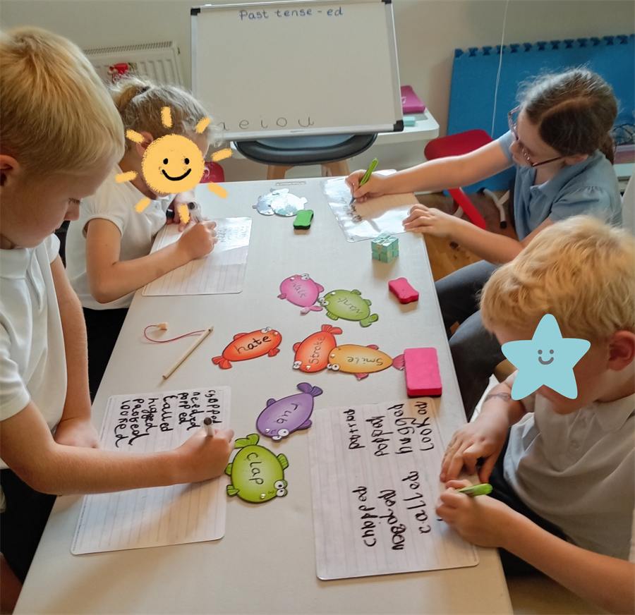Inside The Curiosity Classroom: hands-on session moment 17